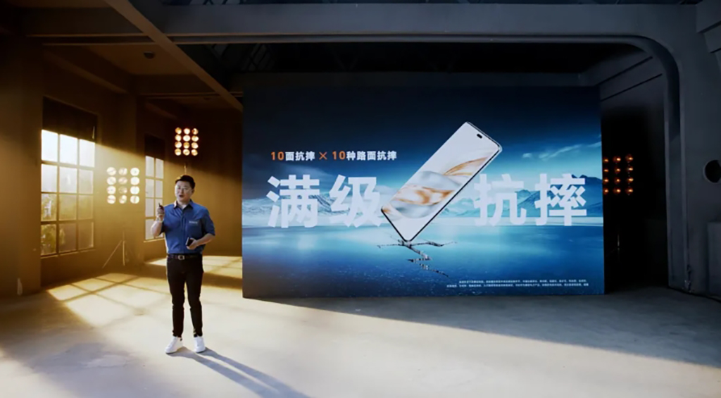 拍電影方式呈現的新品發布會1